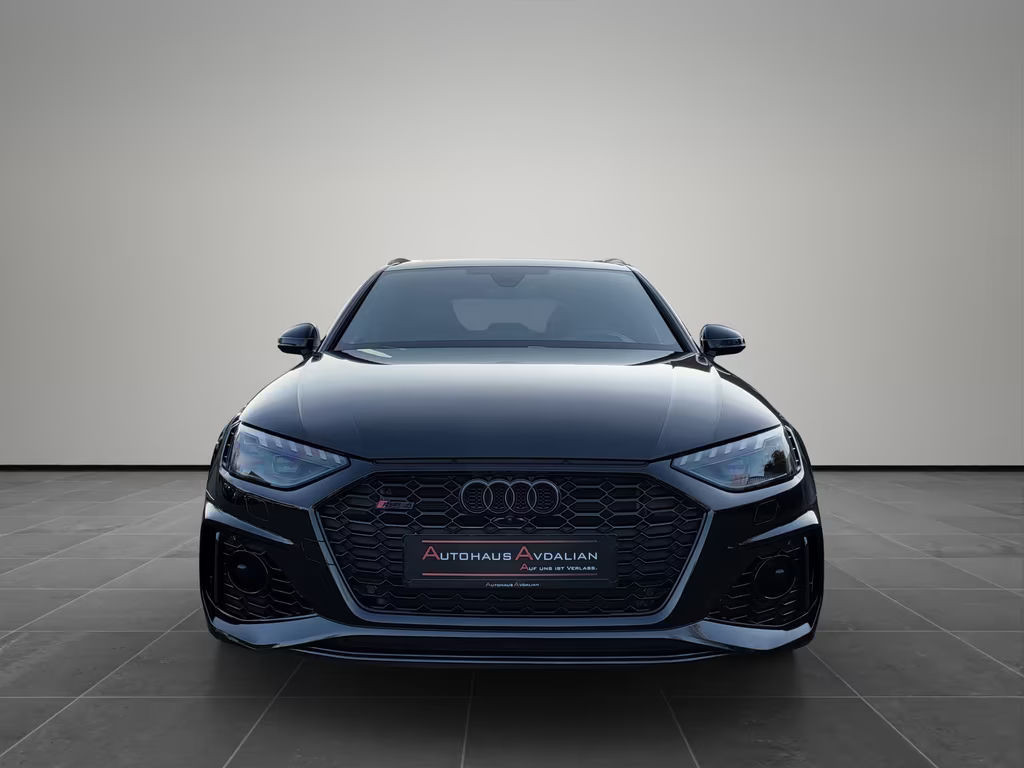 Audi RS4