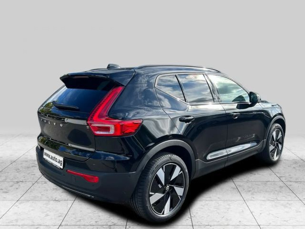 Volvo EX40