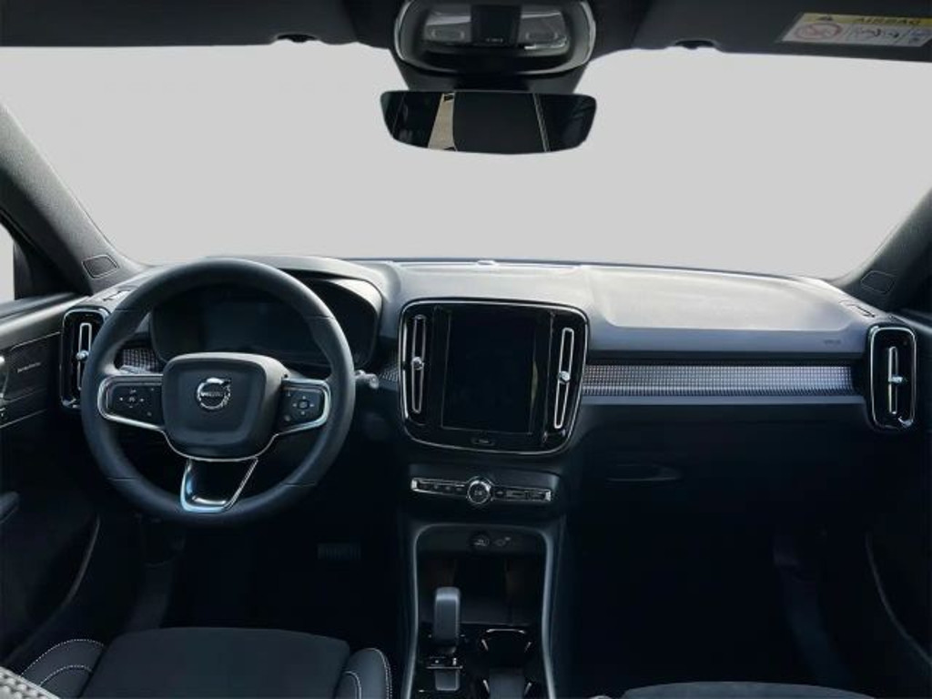 Volvo EX40
