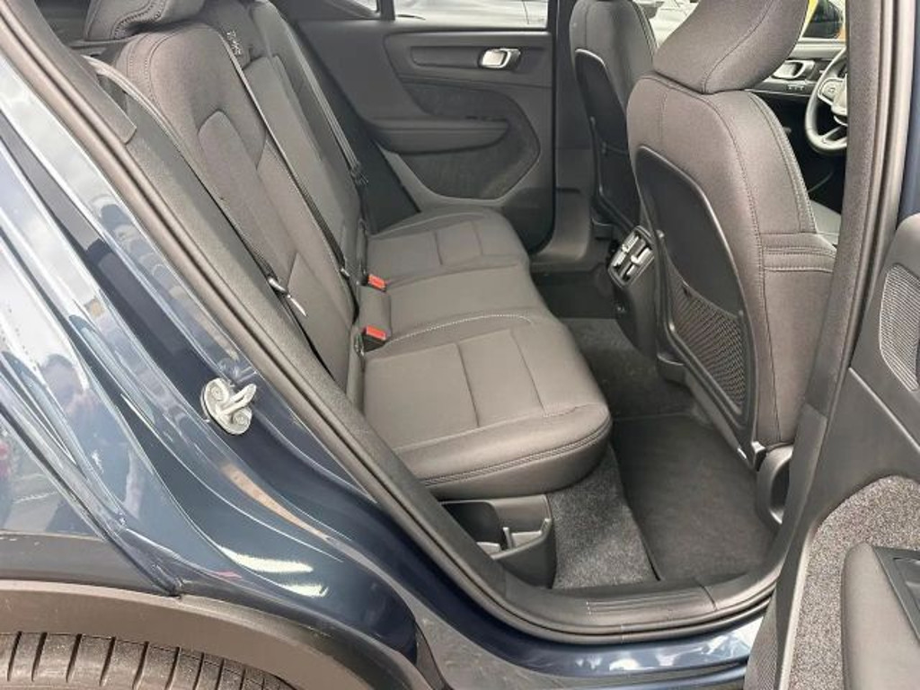 Volvo EX40