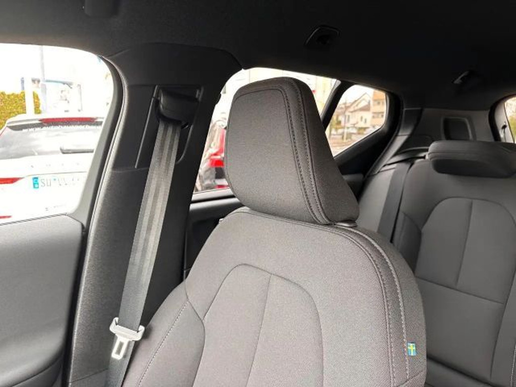 Volvo EX40