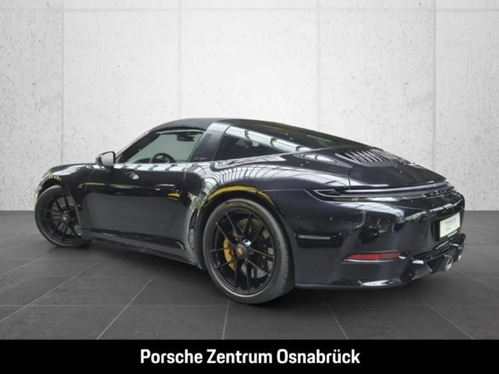 Porsche 911 GTS Coupé 4 992 Targa