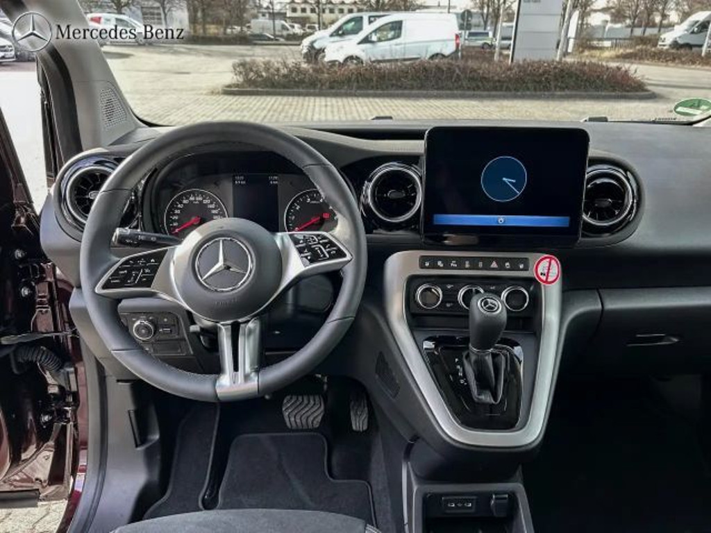 Mercedes-Benz T 180
