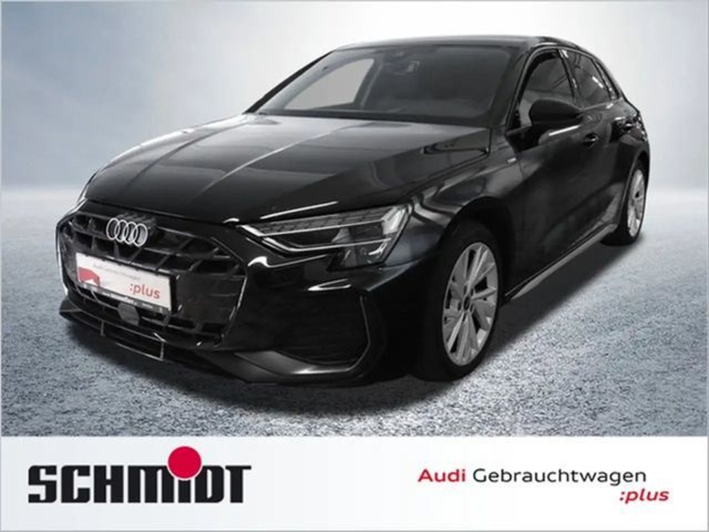 Audi A3 Sportback Sedan S-Line 35 TFSI