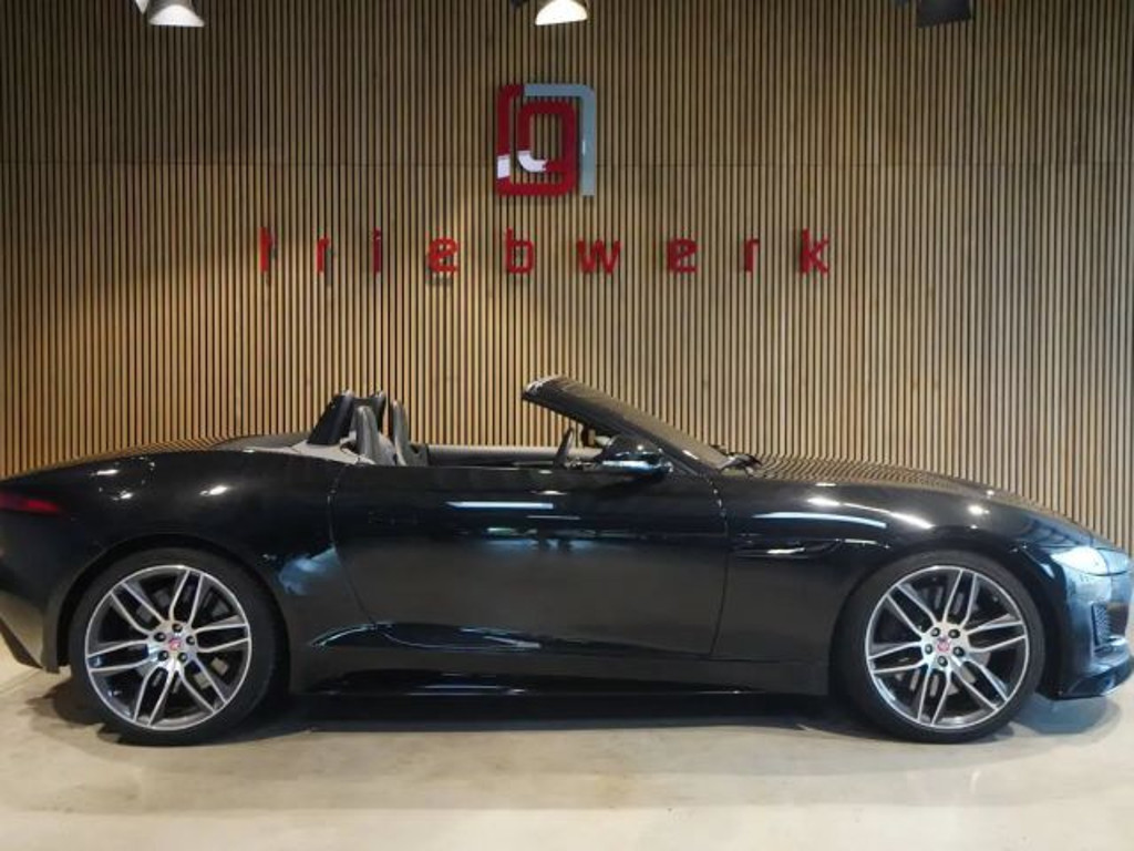 Jaguar F-Type R-Dynamic AWD Cabriolet