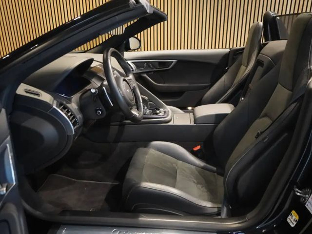 Jaguar F-Type