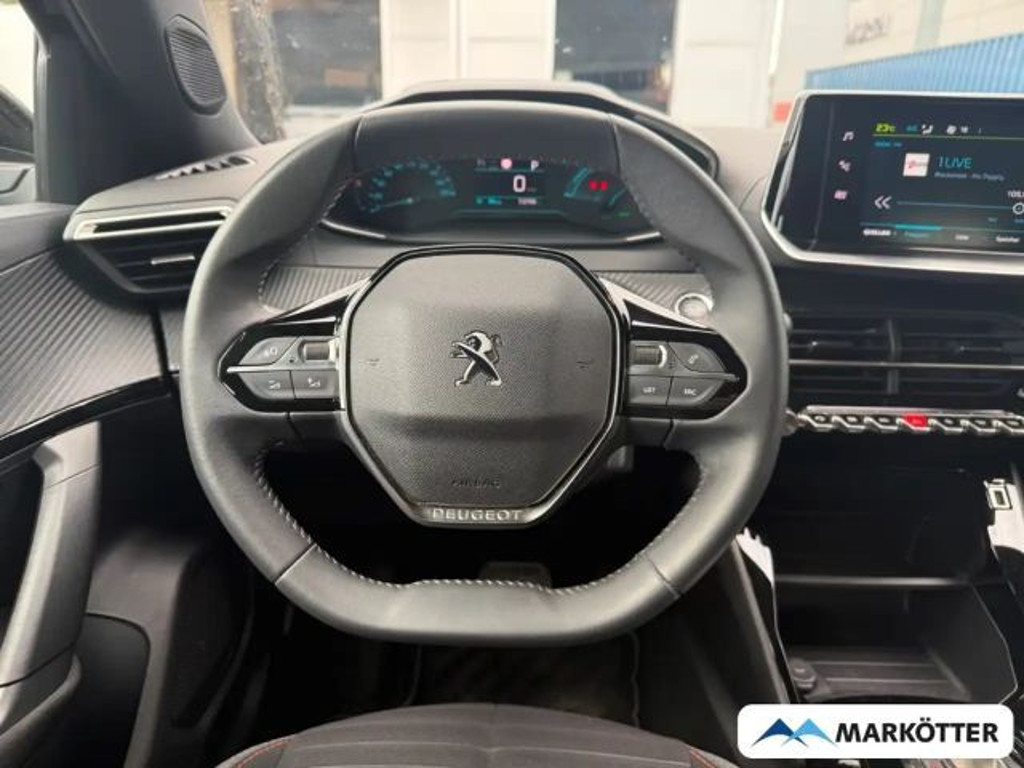 Peugeot e-2008