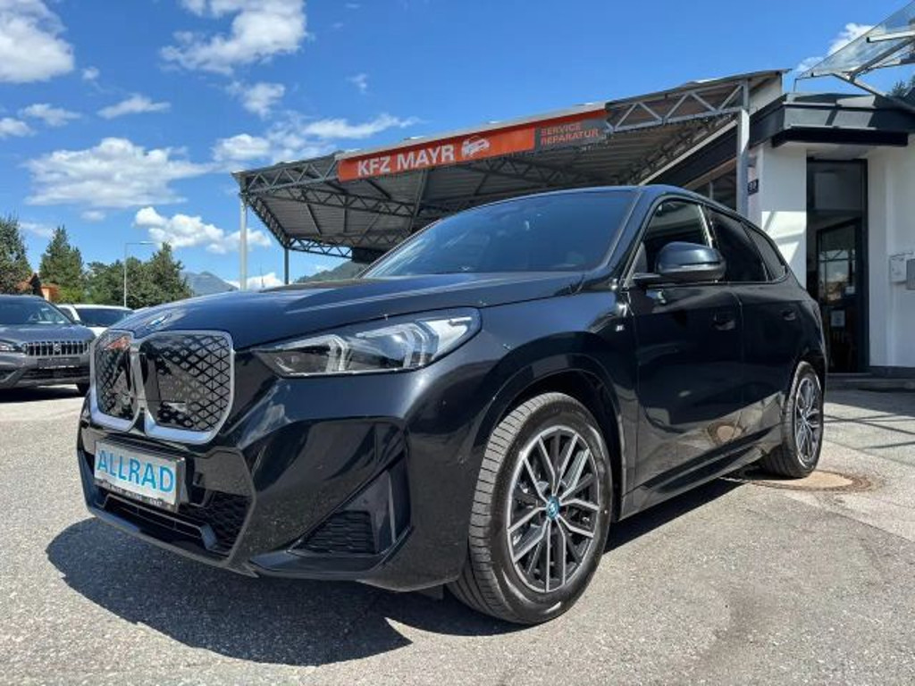 BMW iX1 M-Sport xDrive