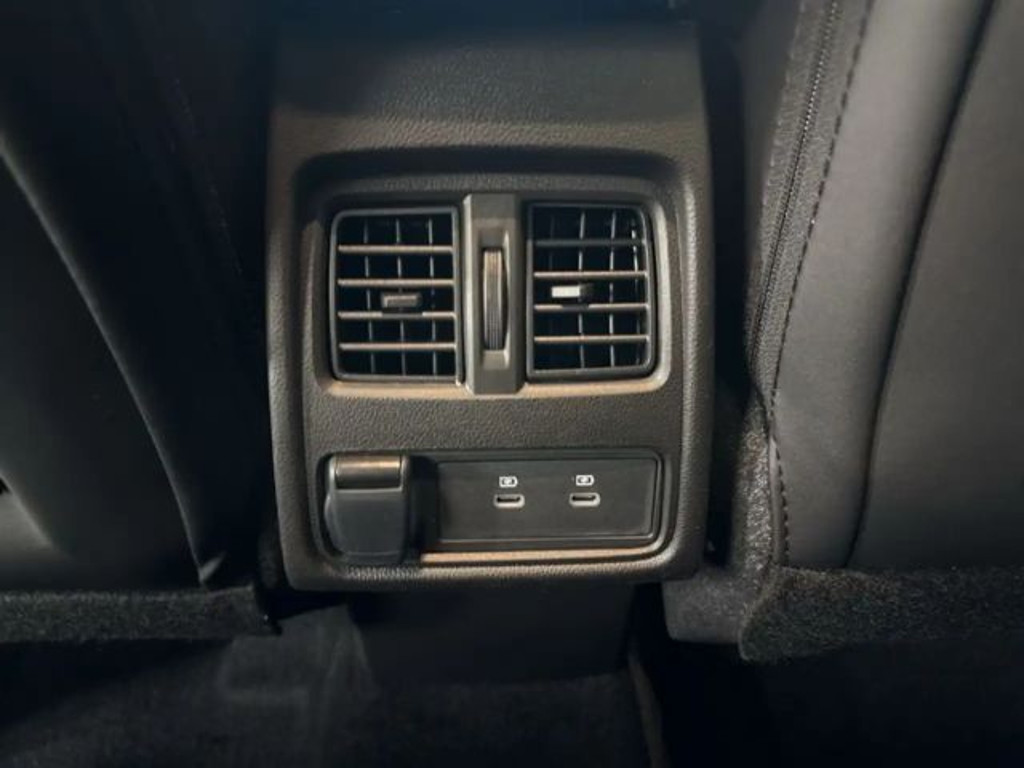 Mitsubishi Grandis