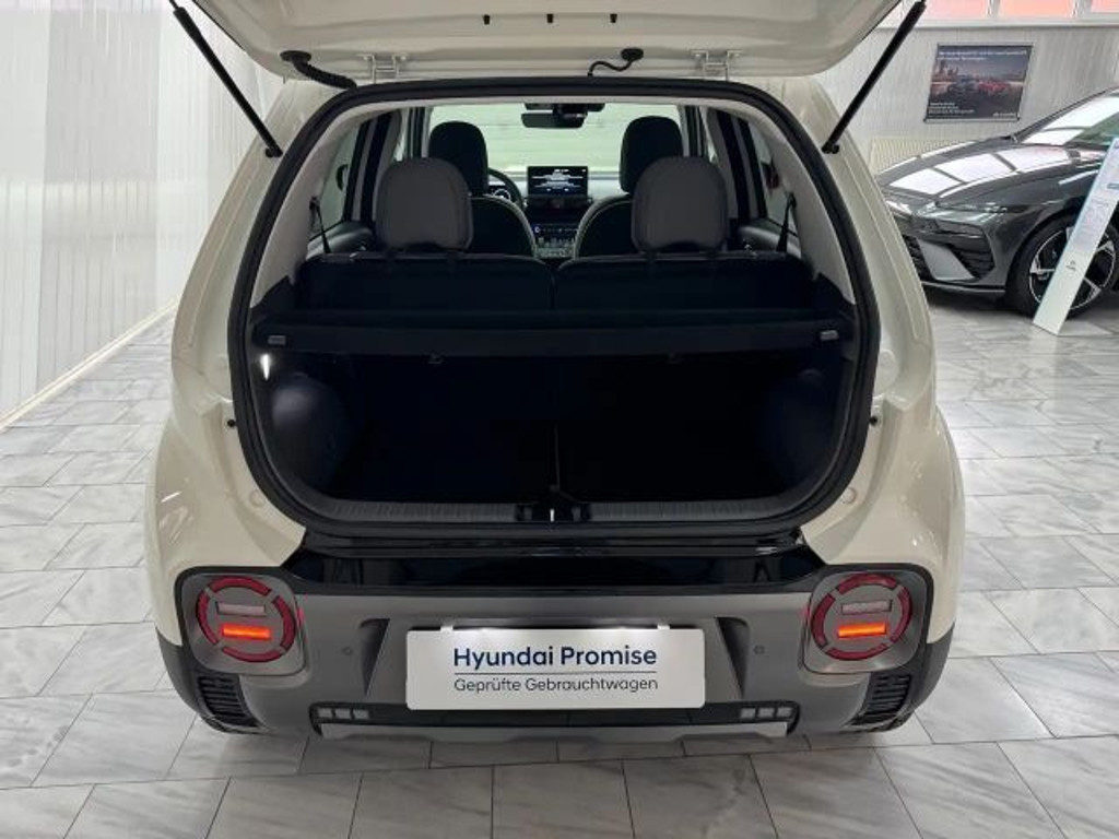 Hyundai INSTER