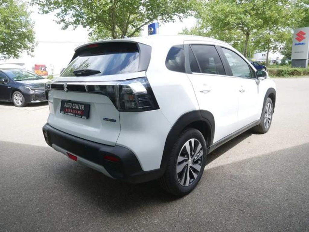 Suzuki S-Cross