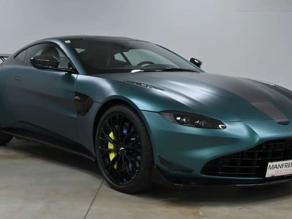 Aston Martin Vantage