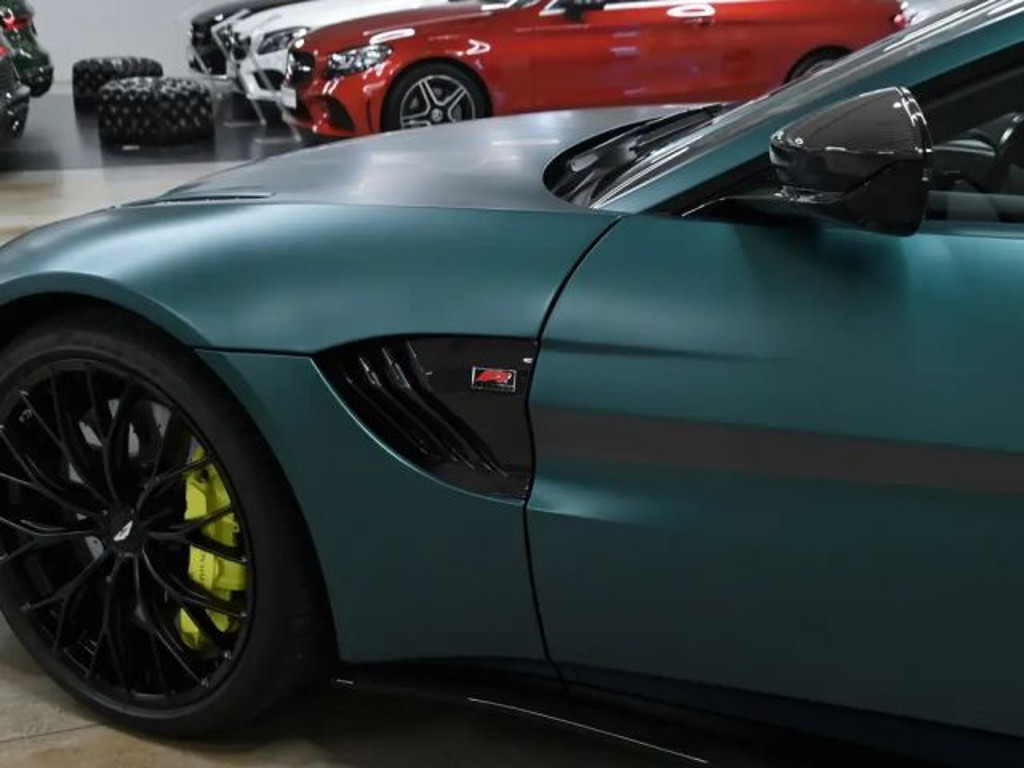 Aston Martin Vantage