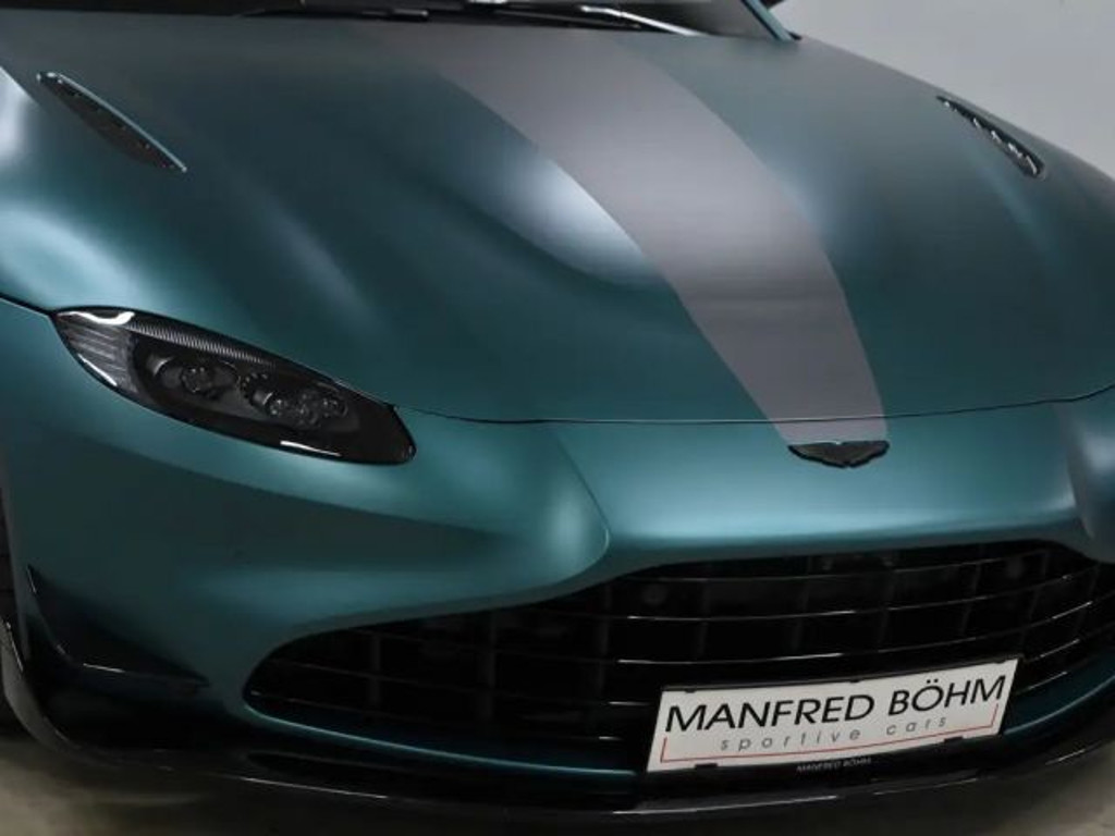 Aston Martin Vantage