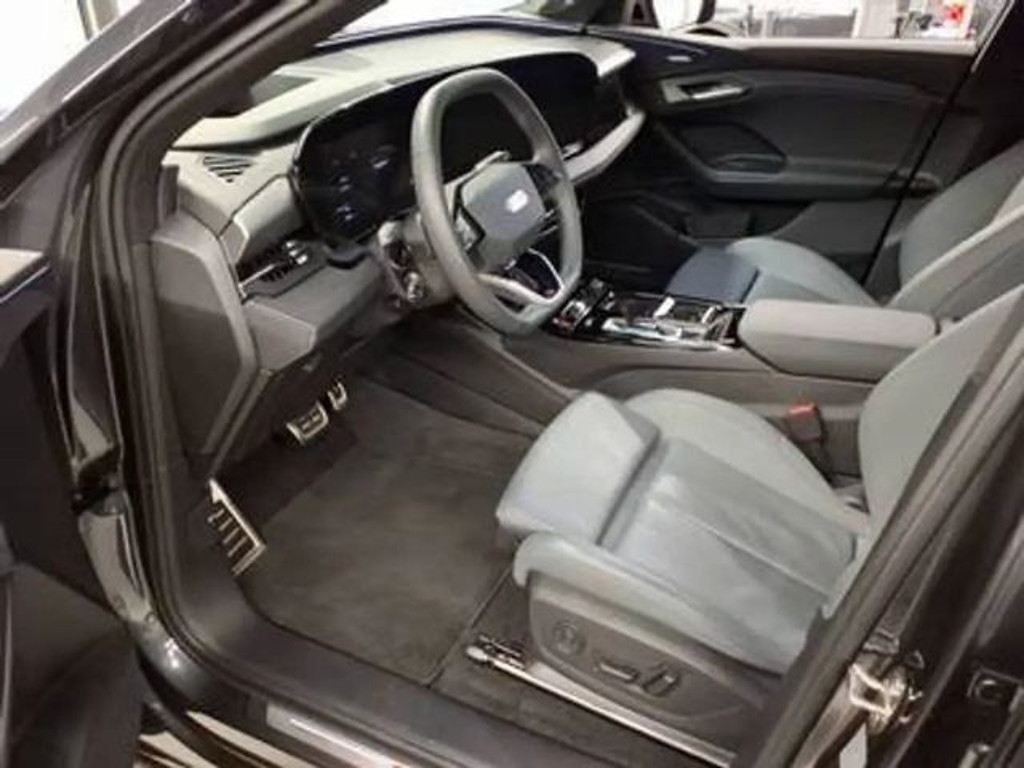 Audi SQ6 e-tron
