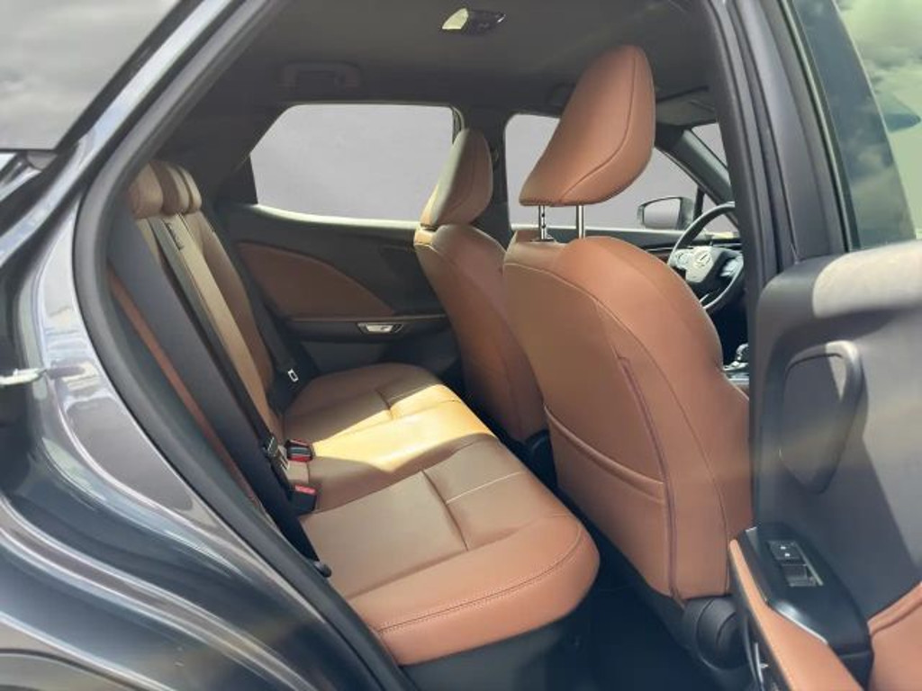Lexus LBX