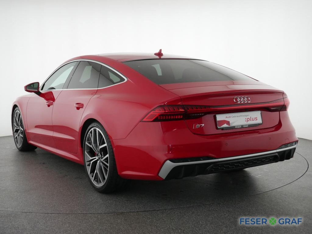 Audi S7