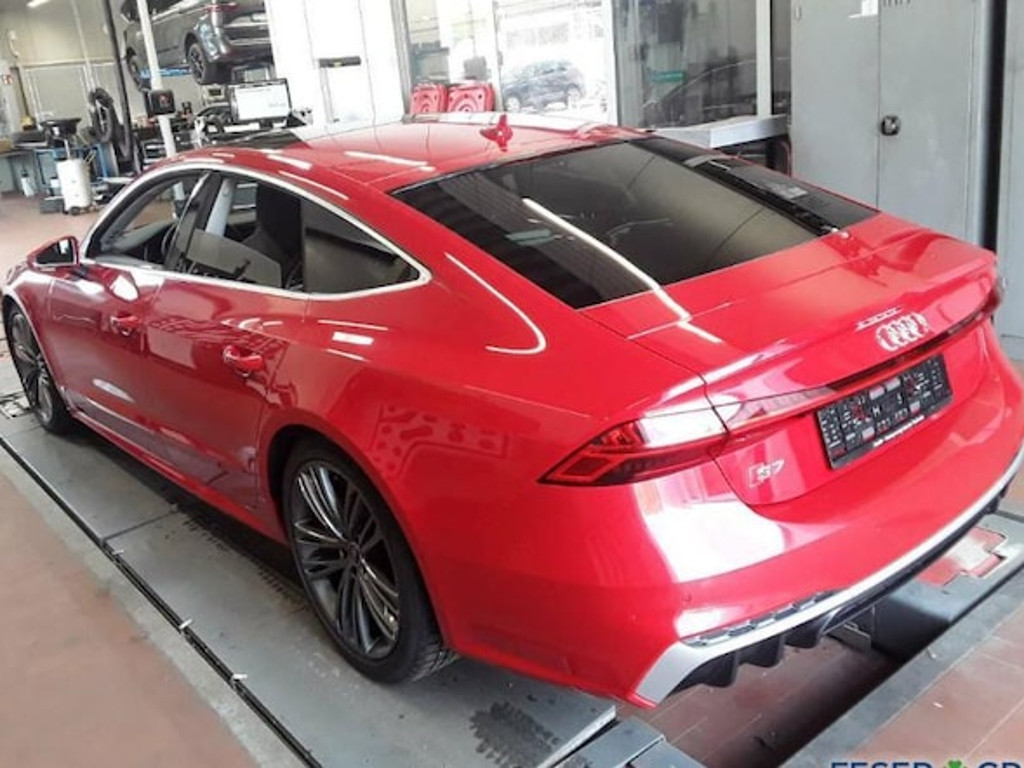 Audi S7