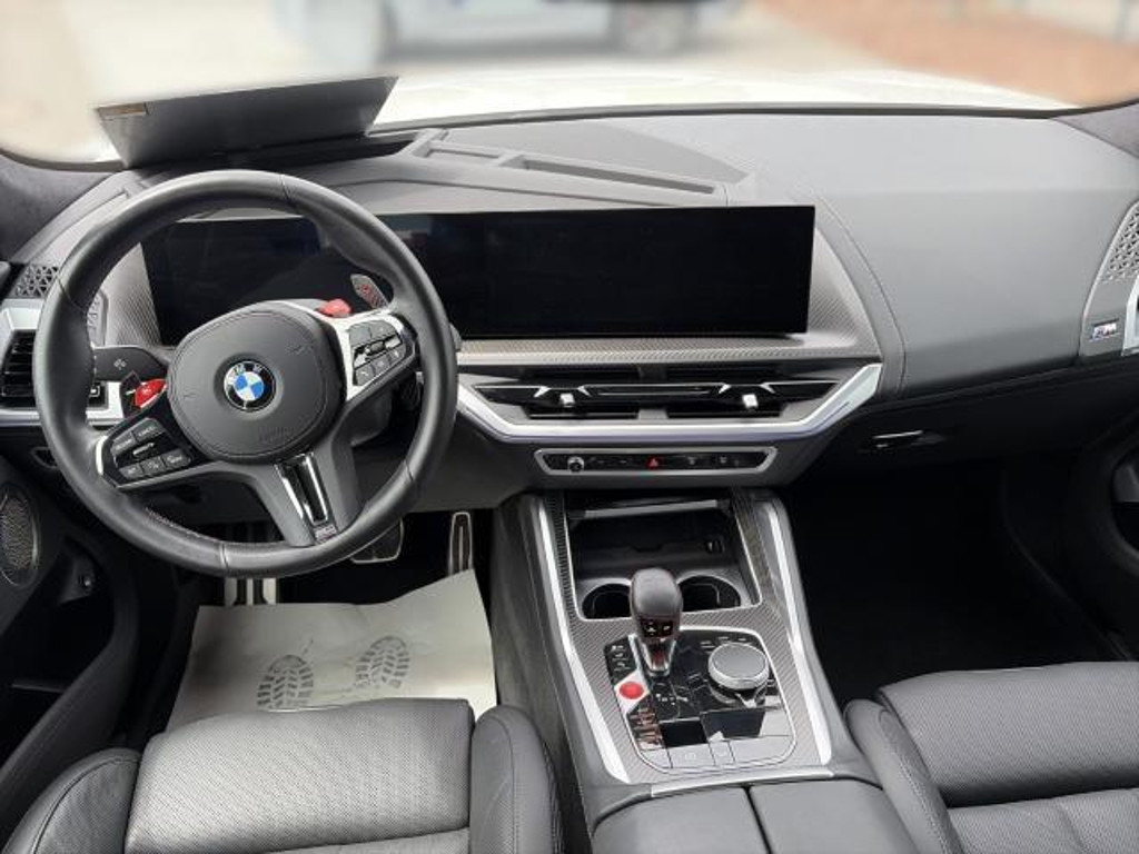 BMW XM