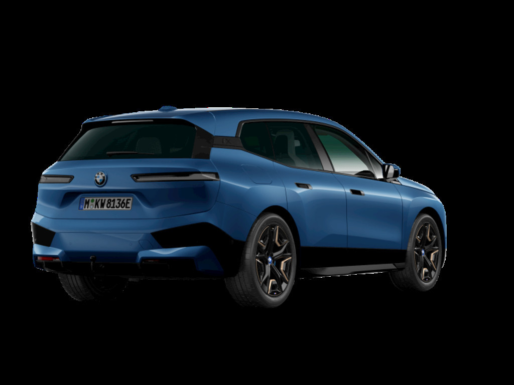 BMW iX