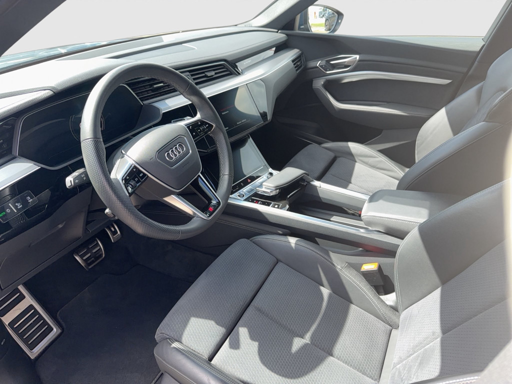 Audi Q8 e-tron