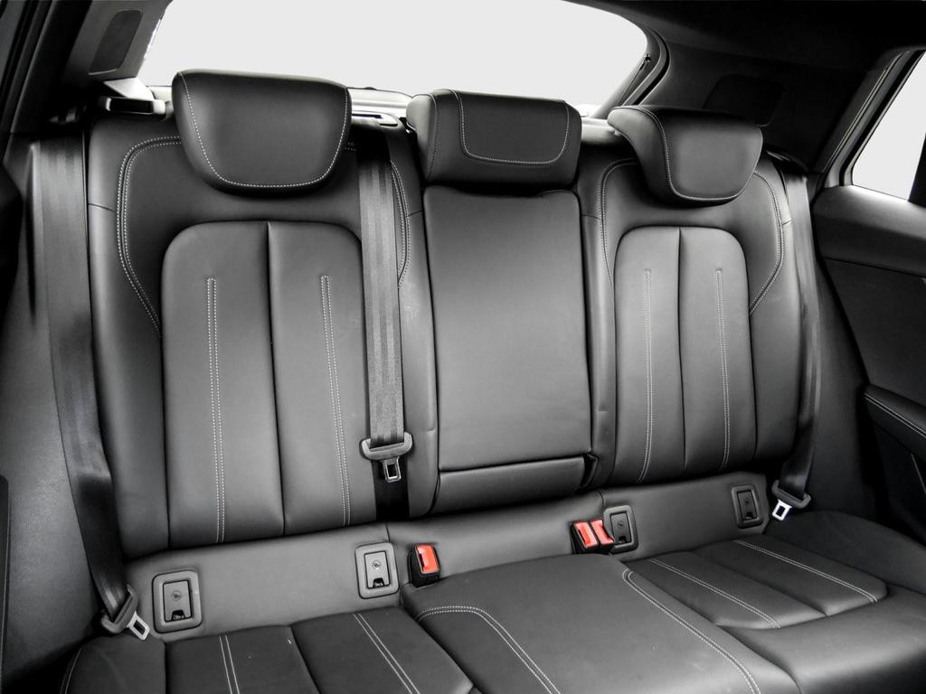 Audi SQ2