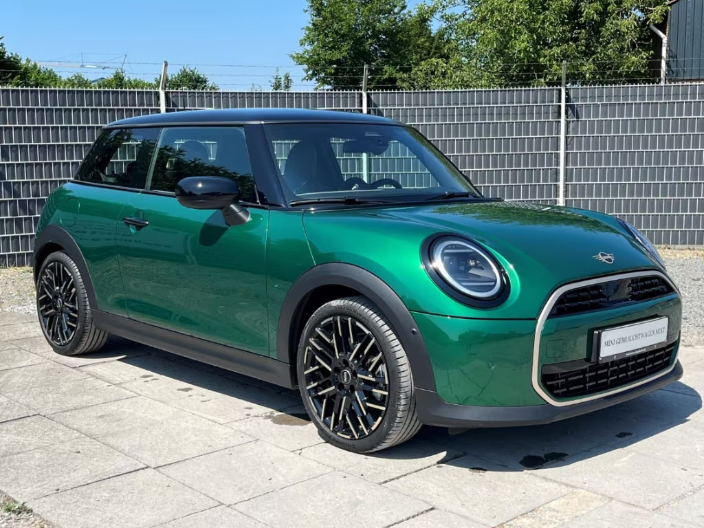 Mini Cooper FavourTrim DrivAssis ParkAssis Head-Up!