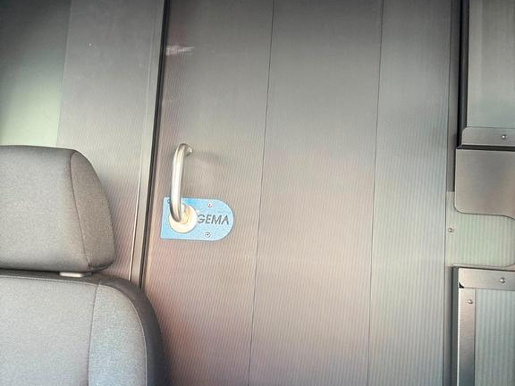 Mercedes-Benz eSprinter