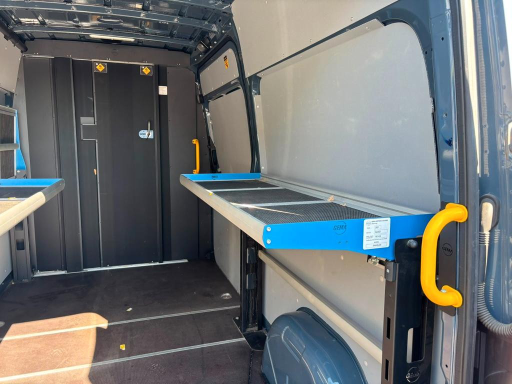 Mercedes-Benz eSprinter