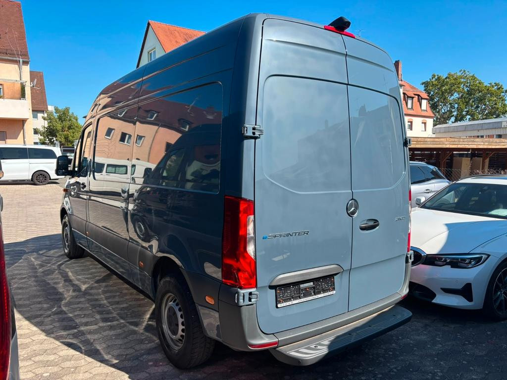 Mercedes-Benz eSprinter