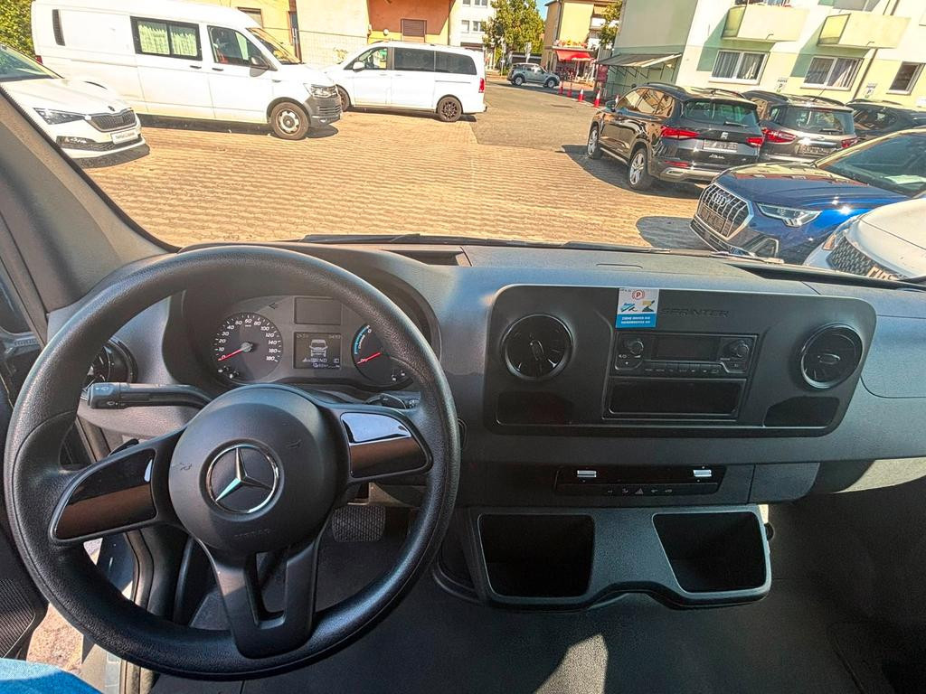 Mercedes-Benz eSprinter