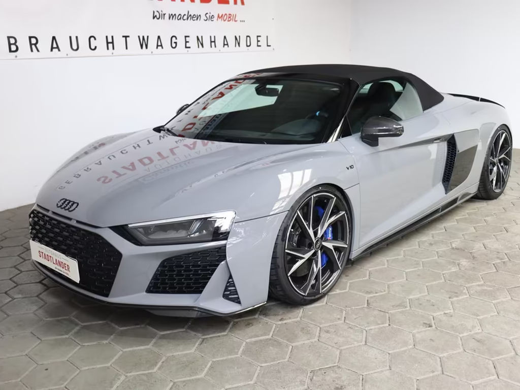 Audi R8