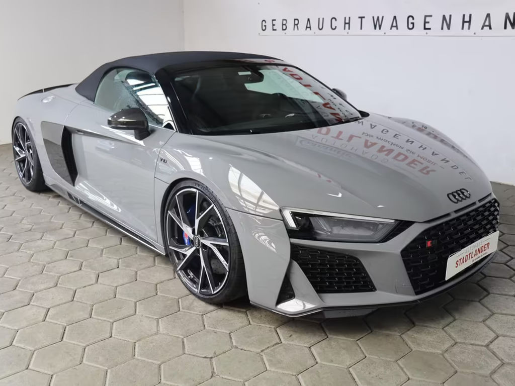 Audi R8