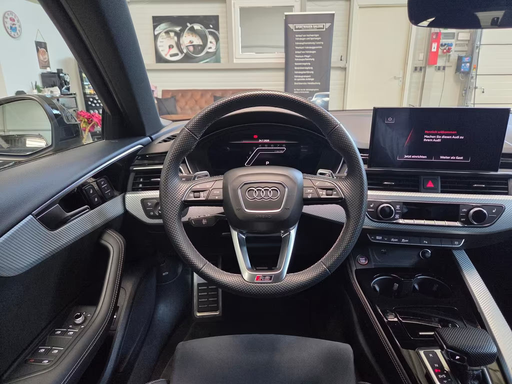 Audi RS4