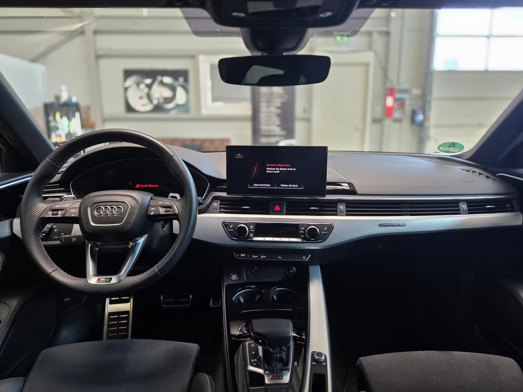 Audi RS4