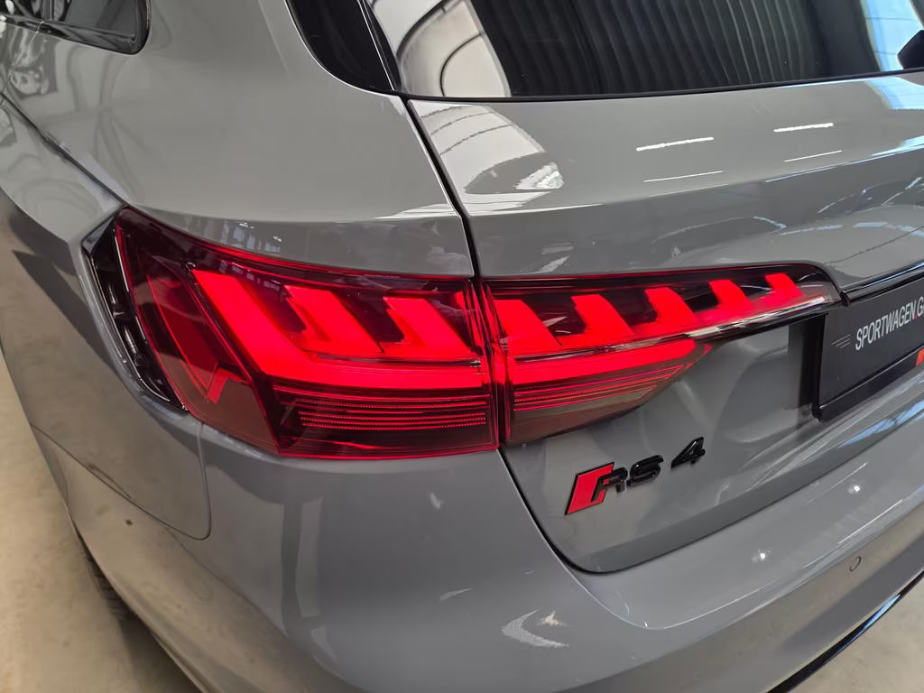Audi RS4