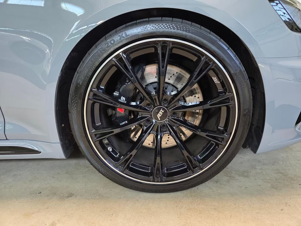 Audi RS4