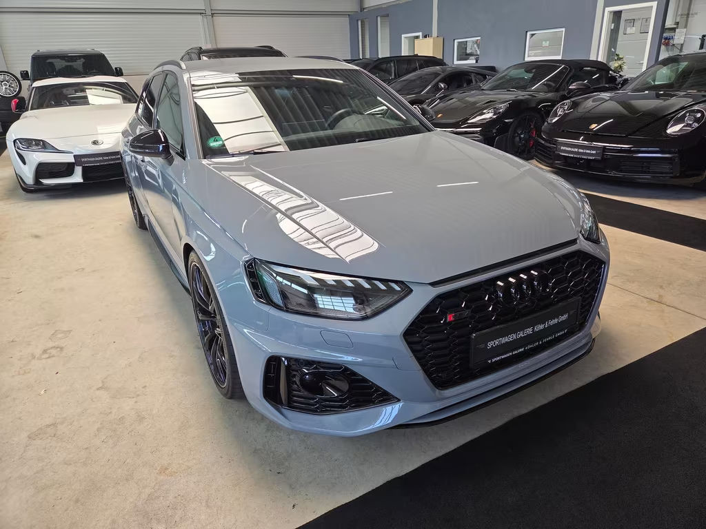 Audi RS4