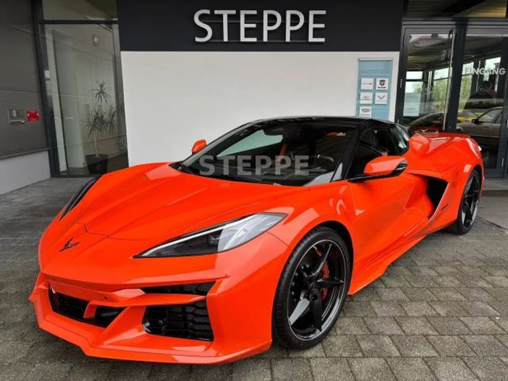 Corvette C8