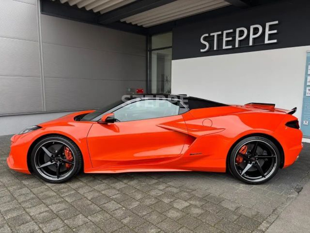Corvette C8