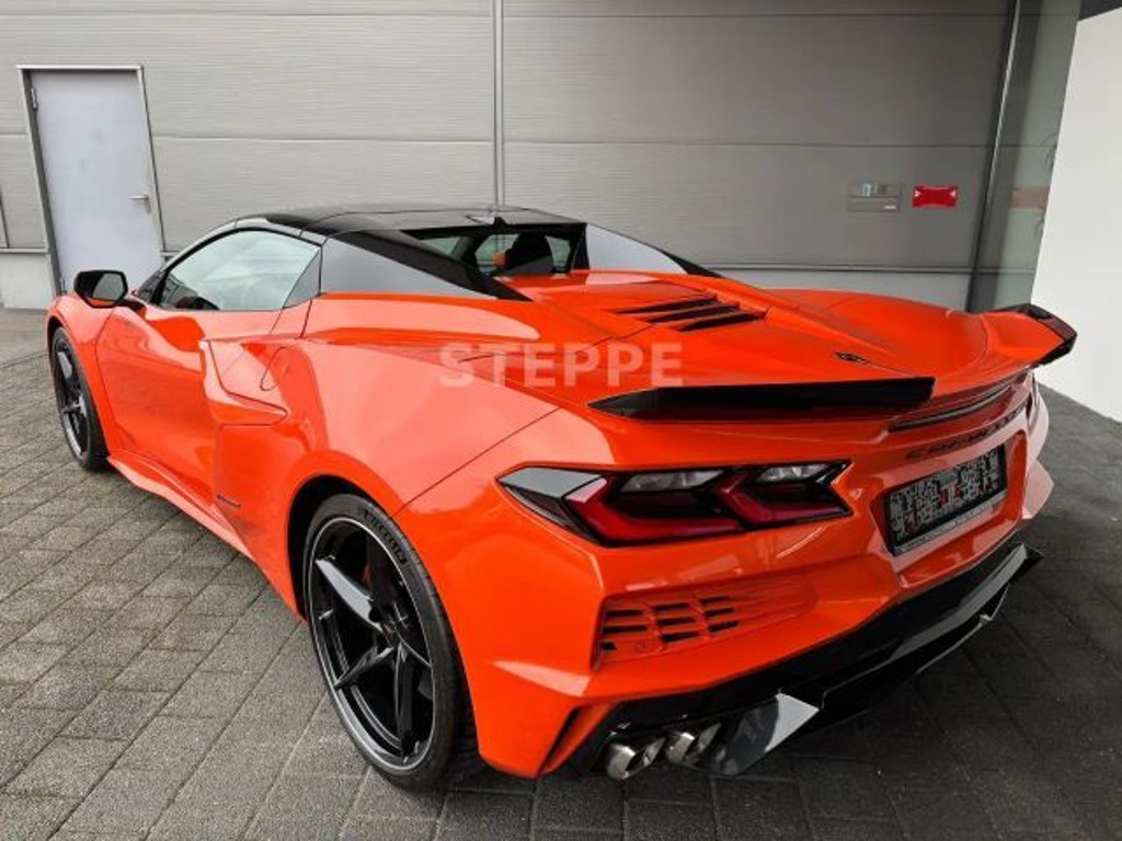 Corvette C8