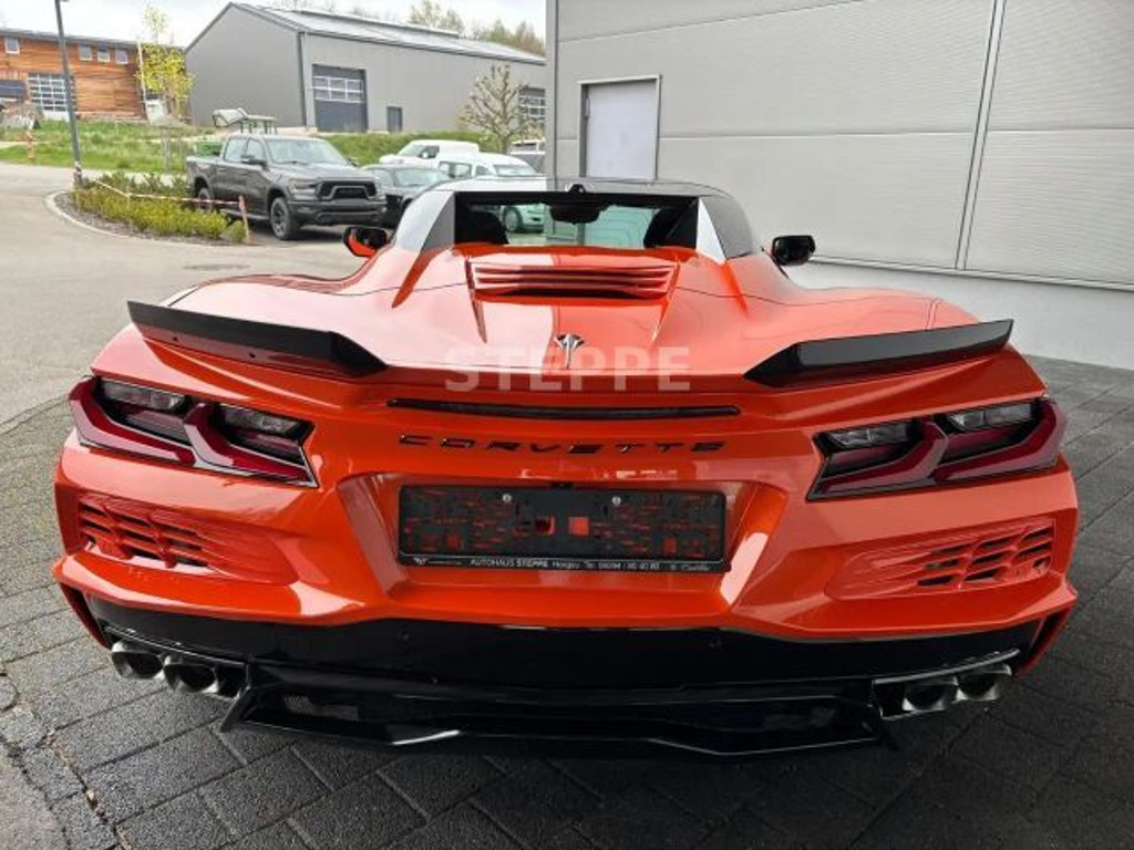 Corvette C8
