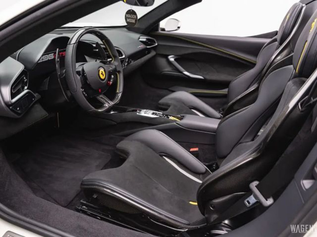 Ferrari 296 GTS