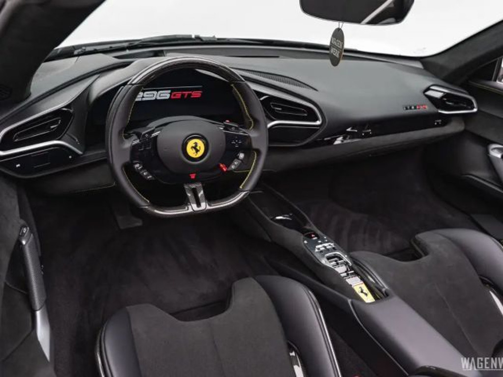 Ferrari 296 GTS