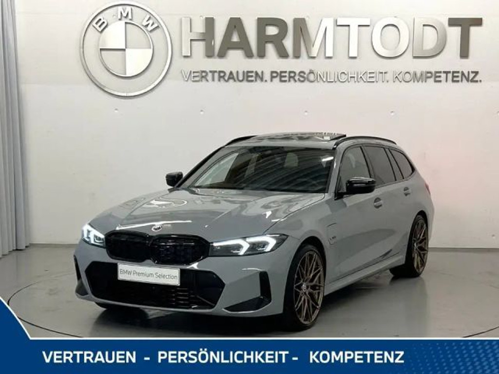 BMW 3 Serie 330 M-Sport xDrive 330e