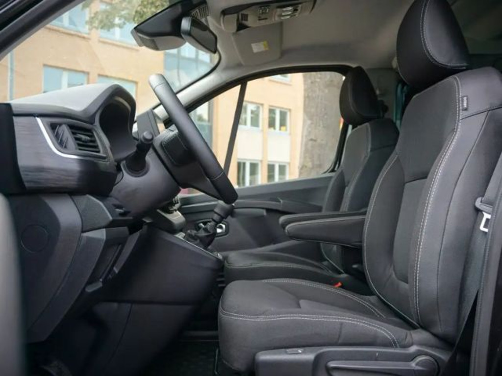 Nissan Primastar