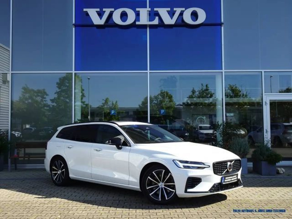 Volvo V60 AWD T8 Recharge Ultimate Dark