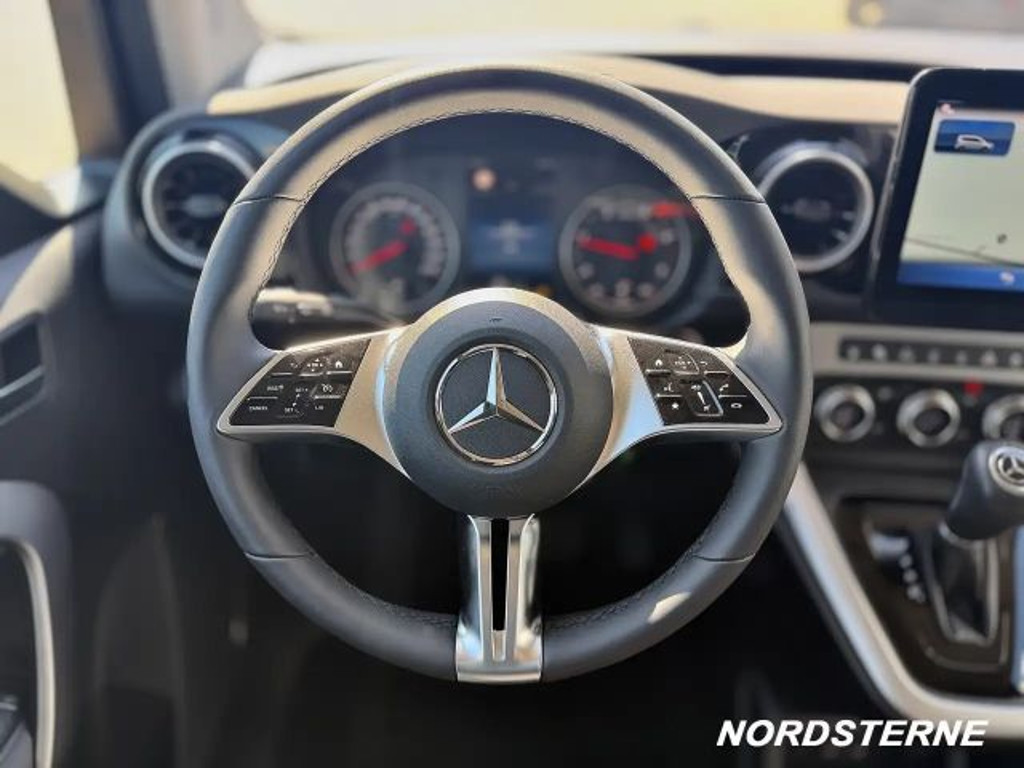 Mercedes-Benz T 180