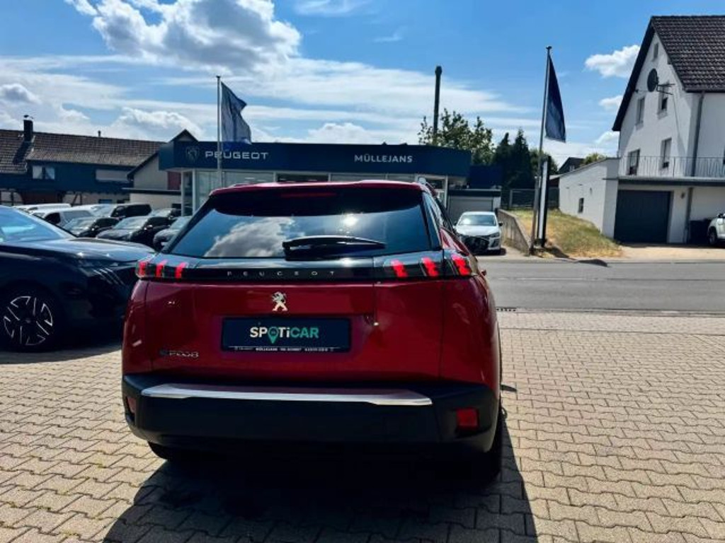 Peugeot e-2008 Allure Pack