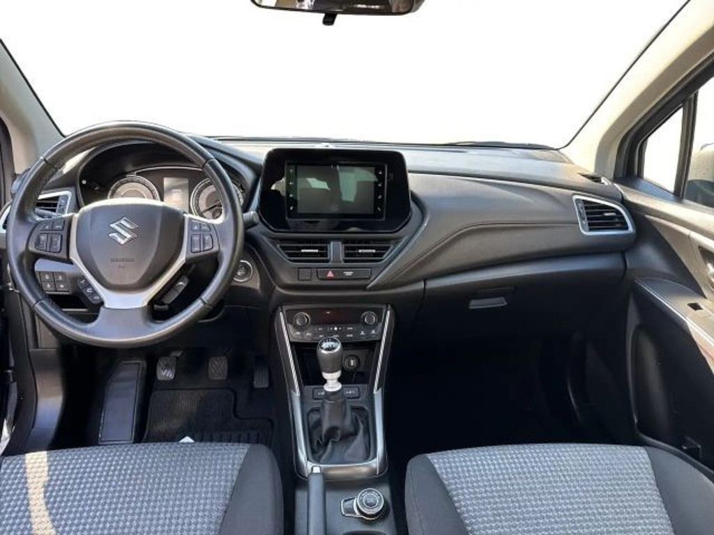 Suzuki S-Cross